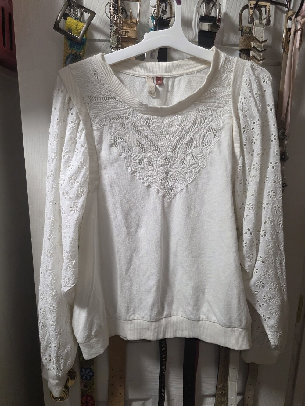Pilcro Ivory Lace-Detail Puff Sleeve Sweatshirt